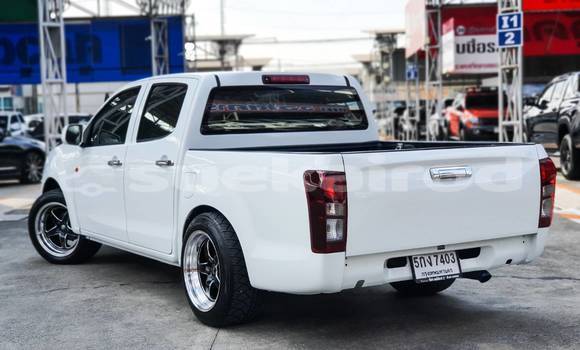 ซื้อ รถมือสอง Isuzu D–MAX ขาว รถยนต์ ใน %{เมือง} ใน กรุงเทพมหานคร ซื้อ รถมือสอง Isuzu D–MAX ขาว รถยนต์ ใน %{เมือง} ใน กรุงเทพมหานคร