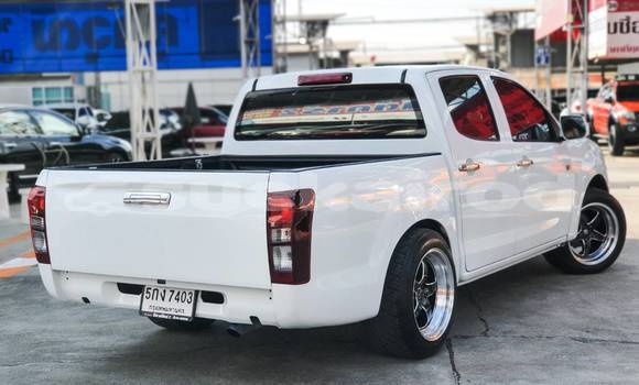 ซื้อ รถมือสอง Isuzu D–MAX ขาว รถยนต์ ใน %{เมือง} ใน กรุงเทพมหานคร ซื้อ รถมือสอง Isuzu D–MAX ขาว รถยนต์ ใน %{เมือง} ใน กรุงเทพมหานคร
