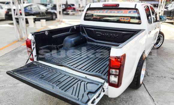 ซื้อ รถมือสอง Isuzu D–MAX ขาว รถยนต์ ใน %{เมือง} ใน กรุงเทพมหานคร ซื้อ รถมือสอง Isuzu D–MAX ขาว รถยนต์ ใน %{เมือง} ใน กรุงเทพมหานคร