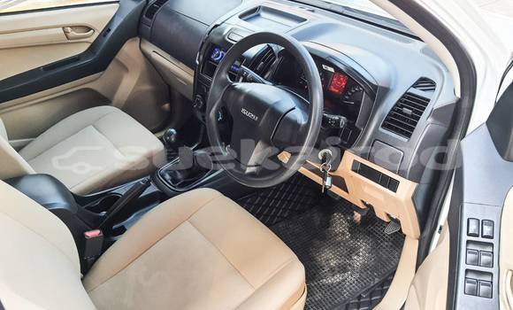 ซื้อ รถมือสอง Isuzu D–MAX ขาว รถยนต์ ใน %{เมือง} ใน กรุงเทพมหานคร ซื้อ รถมือสอง Isuzu D–MAX ขาว รถยนต์ ใน %{เมือง} ใน กรุงเทพมหานคร