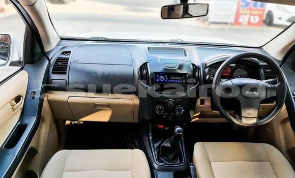 ซื้อ รถมือสอง Isuzu D–MAX ขาว รถยนต์ ใน %{เมือง} ใน กรุงเทพมหานคร ซื้อ รถมือสอง Isuzu D–MAX ขาว รถยนต์ ใน %{เมือง} ใน กรุงเทพมหานคร