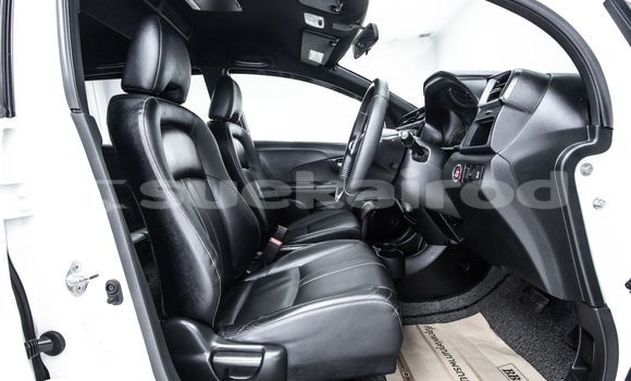 Buy Used Honda BR-V White Car in Bangkok in Bangkok Buy Used Honda BR-V White Car in Bangkok in Bangkok