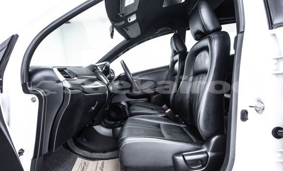 Buy Used Honda BR-V White Car in Bangkok in Bangkok Buy Used Honda BR-V White Car in Bangkok in Bangkok