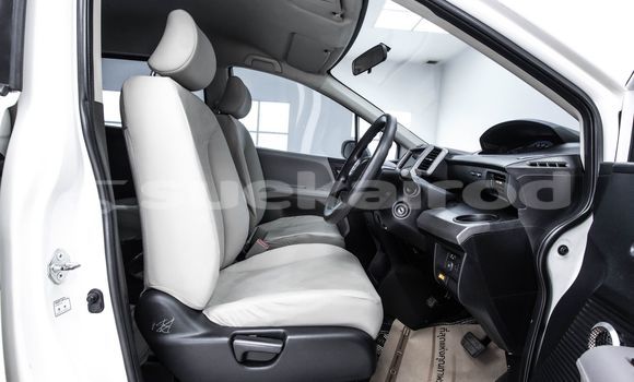 Buy Used Honda Freed White Car in Bangkok in Bangkok Buy Used Honda Freed White Car in Bangkok in Bangkok