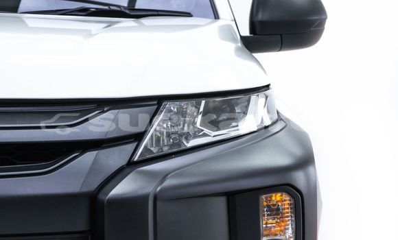 Buy Used Mitsubishi Triton White Car in Bangkok in Bangkok Buy Used Mitsubishi Triton White Car in Bangkok in Bangkok