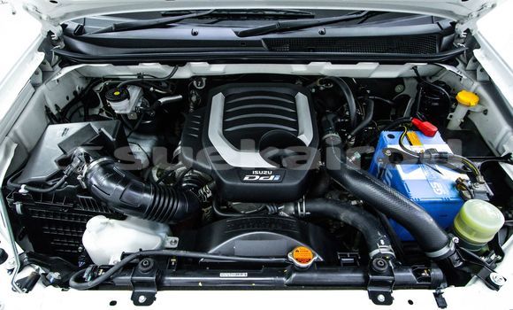 Buy Used Isuzu D-Max White Car in Bangkok in Bangkok Buy Used Isuzu D-Max White Car in Bangkok in Bangkok