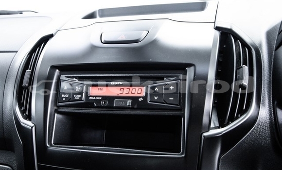 Buy Used Isuzu D-Max White Car in Bangkok in Bangkok Buy Used Isuzu D-Max White Car in Bangkok in Bangkok