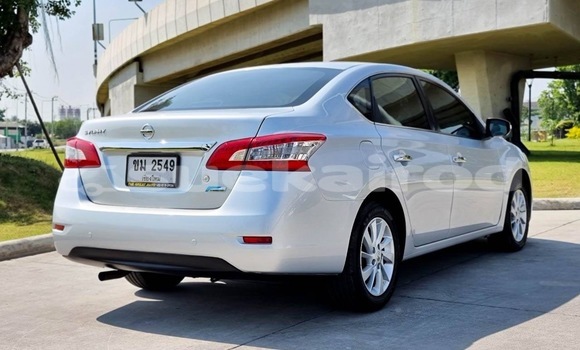 ซื้อ รถมือสอง Nissan SYLPHY เงิน รถยนต์ ใน %{เมือง} ใน กรุงเทพมหานคร ซื้อ รถมือสอง Nissan SYLPHY เงิน รถยนต์ ใน %{เมือง} ใน กรุงเทพมหานคร