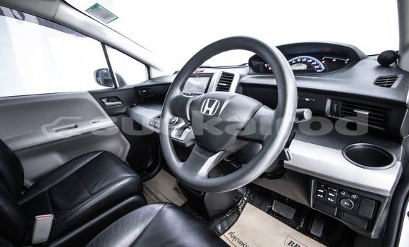 Buy Used Honda Freed White Car in Bangkok in Bangkok Buy Used Honda Freed White Car in Bangkok in Bangkok