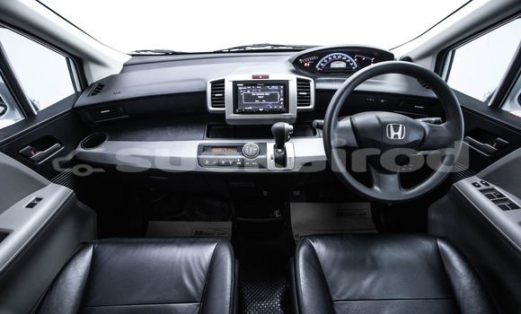 Buy Used Honda Freed White Car in Bangkok in Bangkok Buy Used Honda Freed White Car in Bangkok in Bangkok