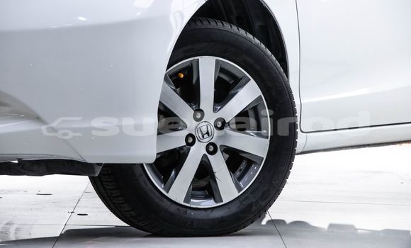 Buy Used Honda Freed White Car in Bangkok in Bangkok Buy Used Honda Freed White Car in Bangkok in Bangkok