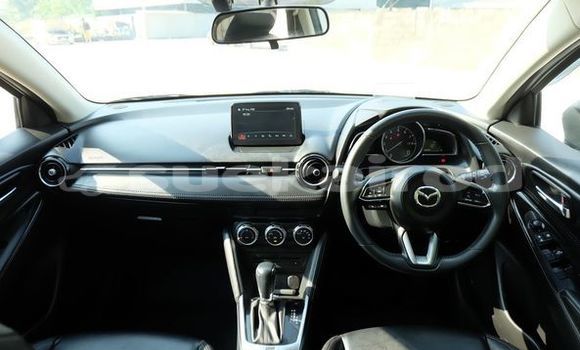 ซื้อ รถมือสอง Mazda Mazda 2 ขาว รถยนต์ ใน %{เมือง} ใน กรุงเทพมหานคร ซื้อ รถมือสอง Mazda Mazda 2 ขาว รถยนต์ ใน %{เมือง} ใน กรุงเทพมหานคร