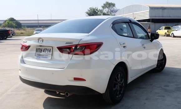 ซื้อ รถมือสอง Mazda Mazda 2 ขาว รถยนต์ ใน %{เมือง} ใน กรุงเทพมหานคร ซื้อ รถมือสอง Mazda Mazda 2 ขาว รถยนต์ ใน %{เมือง} ใน กรุงเทพมหานคร