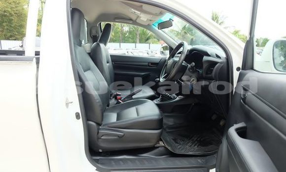 ซื้อ รถมือสอง Toyota Hiluxe Revo ขาว รถยนต์ ใน %{เมือง} ใน กรุงเทพมหานคร ซื้อ รถมือสอง Toyota Hiluxe Revo ขาว รถยนต์ ใน %{เมือง} ใน กรุงเทพมหานคร