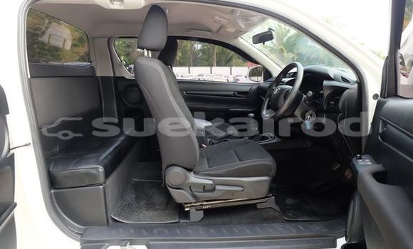 ซื้อ รถมือสอง Toyota Hiluxe Revo ขาว รถยนต์ ใน %{เมือง} ใน กรุงเทพมหานคร ซื้อ รถมือสอง Toyota Hiluxe Revo ขาว รถยนต์ ใน %{เมือง} ใน กรุงเทพมหานคร