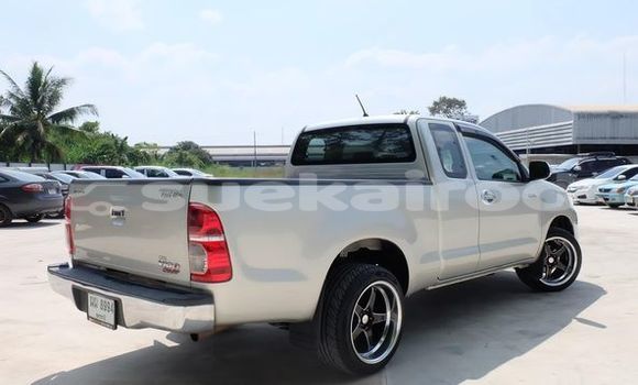 Buy Used Toyota Hiluxe VIGO Silver Car in Bangkok in Bangkok Buy Used Toyota Hiluxe VIGO Silver Car in Bangkok in Bangkok