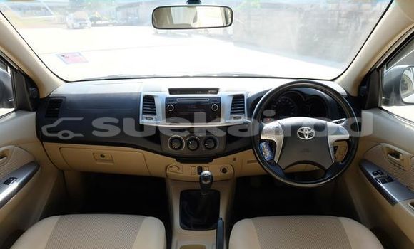 ซื้อ รถมือสอง Toyota Hiluxe VIGO ขาว รถยนต์ ใน %{เมือง} ใน กรุงเทพมหานคร ซื้อ รถมือสอง Toyota Hiluxe VIGO ขาว รถยนต์ ใน %{เมือง} ใน กรุงเทพมหานคร