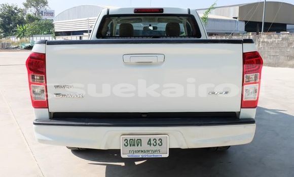 Buy Used Isuzu D-Max White Car in Bangkok in Bangkok Buy Used Isuzu D-Max White Car in Bangkok in Bangkok
