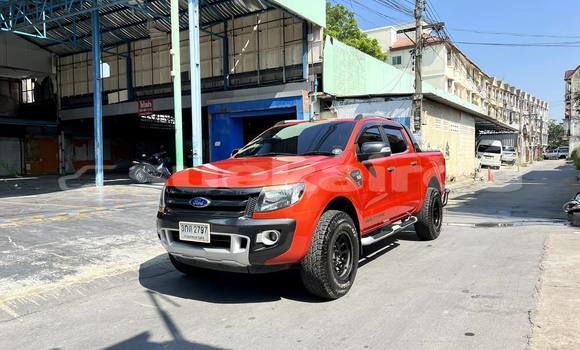 ซื้อ รถมือสอง Ford Ranger สีแดง รถยนต์ ใน %{เมือง} ใน กรุงเทพมหานคร