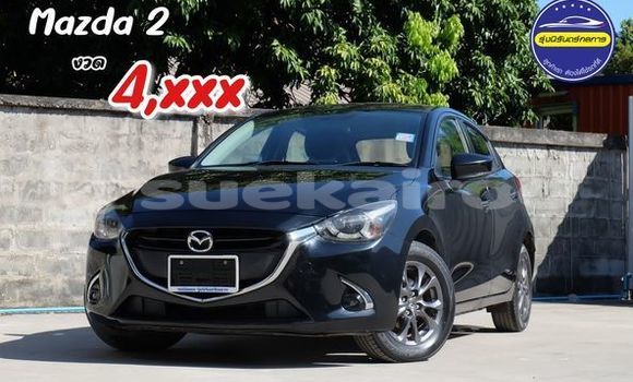 ซื้อ รถมือสอง Mazda Mazda 2 สีดำ รถยนต์ ใน %{เมือง} ใน กรุงเทพมหานคร
