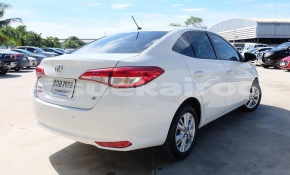 ซื้อ รถมือสอง Toyota Yaris ขาว รถยนต์ ใน %{เมือง} ใน กรุงเทพมหานคร ซื้อ รถมือสอง Toyota Yaris ขาว รถยนต์ ใน %{เมือง} ใน กรุงเทพมหานคร