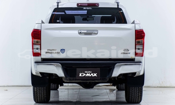 ซื้อ รถมือสอง Isuzu D-Max ขาว รถยนต์ ใน %{เมือง} ใน กรุงเทพมหานคร ซื้อ รถมือสอง Isuzu D-Max ขาว รถยนต์ ใน %{เมือง} ใน กรุงเทพมหานคร