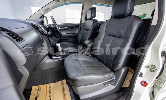 ซื้อ รถมือสอง Isuzu D-Max ขาว รถยนต์ ใน %{เมือง} ใน กรุงเทพมหานคร ซื้อ รถมือสอง Isuzu D-Max ขาว รถยนต์ ใน %{เมือง} ใน กรุงเทพมหานคร