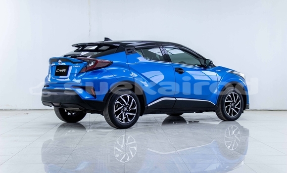 Buy Used Toyota C-HR Blue Car in Bangkok in Bangkok Buy Used Toyota C-HR Blue Car in Bangkok in Bangkok