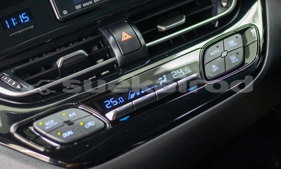 Buy Used Toyota C-HR Blue Car in Bangkok in Bangkok Buy Used Toyota C-HR Blue Car in Bangkok in Bangkok