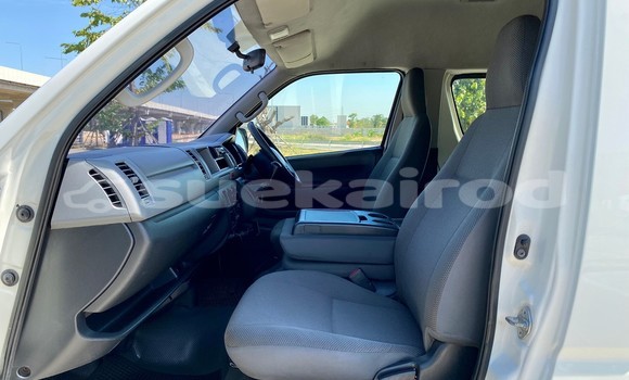 ซื้อ รถมือสอง Toyota Commuter ขาว รถยนต์ ใน %{เมือง} ใน กรุงเทพมหานคร ซื้อ รถมือสอง Toyota Commuter ขาว รถยนต์ ใน %{เมือง} ใน กรุงเทพมหานคร