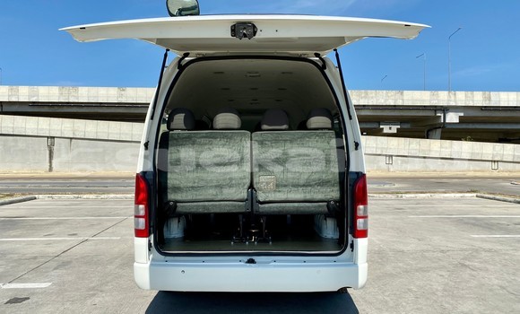 ซื้อ รถมือสอง Toyota Commuter ขาว รถยนต์ ใน %{เมือง} ใน กรุงเทพมหานคร ซื้อ รถมือสอง Toyota Commuter ขาว รถยนต์ ใน %{เมือง} ใน กรุงเทพมหานคร