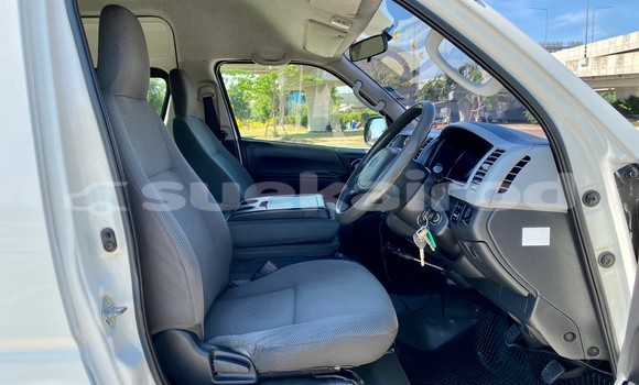 ซื้อ รถมือสอง Toyota Commuter ขาว รถยนต์ ใน %{เมือง} ใน กรุงเทพมหานคร ซื้อ รถมือสอง Toyota Commuter ขาว รถยนต์ ใน %{เมือง} ใน กรุงเทพมหานคร