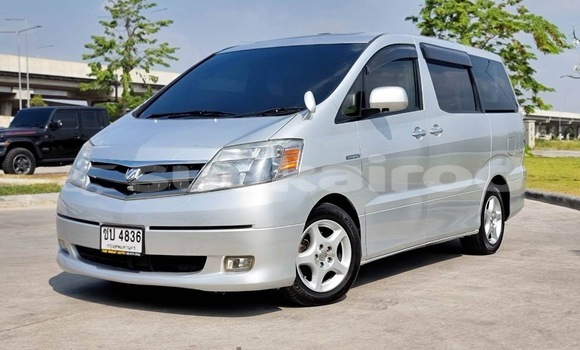 ซื้อ รถมือสอง Toyota Alphard เงิน รถยนต์ ใน %{เมือง} ใน กรุงเทพมหานคร