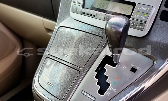 ซื้อ รถมือสอง Toyota Alphard เงิน รถยนต์ ใน %{เมือง} ใน กรุงเทพมหานคร ซื้อ รถมือสอง Toyota Alphard เงิน รถยนต์ ใน %{เมือง} ใน กรุงเทพมหานคร