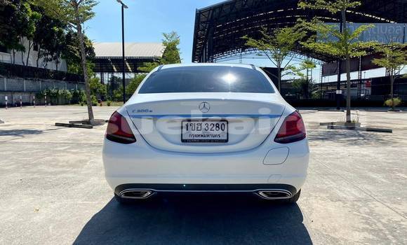 Buy Used Mercedes-Benz C-Classe White Car in Bangkok in Bangkok Buy Used Mercedes-Benz C-Classe White Car in Bangkok in Bangkok