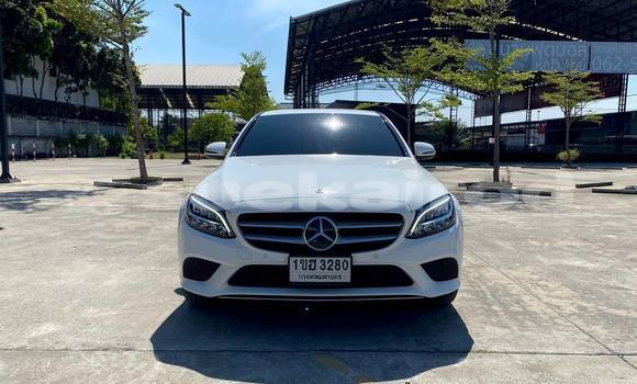 Buy Used Mercedes-Benz C-Classe White Car in Bangkok in Bangkok Buy Used Mercedes-Benz C-Classe White Car in Bangkok in Bangkok