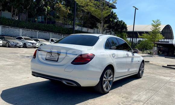 Buy Used Mercedes-Benz C-Classe White Car in Bangkok in Bangkok Buy Used Mercedes-Benz C-Classe White Car in Bangkok in Bangkok
