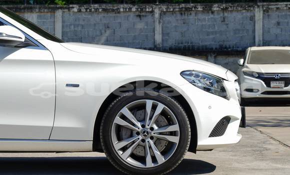 Buy Used Mercedes-Benz C-Classe White Car in Bangkok in Bangkok Buy Used Mercedes-Benz C-Classe White Car in Bangkok in Bangkok