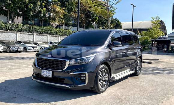 Buy Used Kia Carnival Black Car in Bangkok in Bangkok