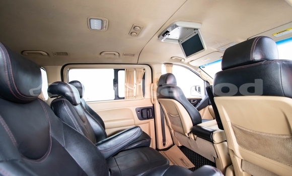 ซื้อ รถมือสอง Hyundai H1 ขาว รถยนต์ ใน %{เมือง} ใน กรุงเทพมหานคร ซื้อ รถมือสอง Hyundai H1 ขาว รถยนต์ ใน %{เมือง} ใน กรุงเทพมหานคร