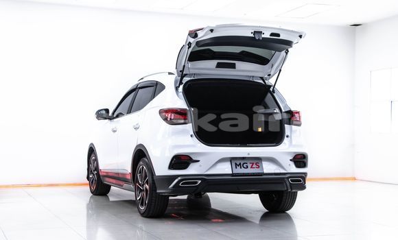 ซื้อ รถมือสอง MG ZS ขาว รถยนต์ ใน %{เมือง} ใน กรุงเทพมหานคร ซื้อ รถมือสอง MG ZS ขาว รถยนต์ ใน %{เมือง} ใน กรุงเทพมหานคร
