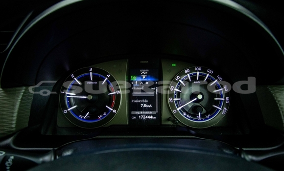 Buy Used Toyota Innova White Car in Bangkok in Bangkok Buy Used Toyota Innova White Car in Bangkok in Bangkok