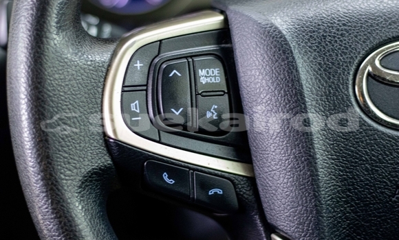 Buy Used Toyota Innova White Car in Bangkok in Bangkok Buy Used Toyota Innova White Car in Bangkok in Bangkok