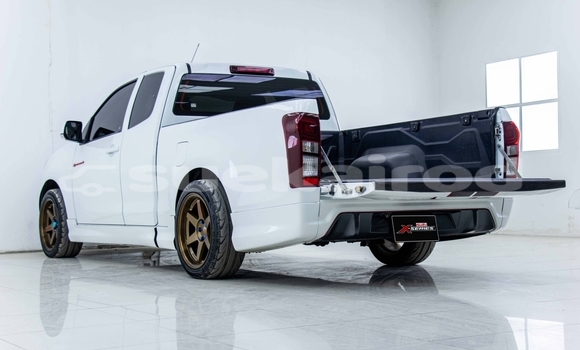 ซื้อ รถมือสอง Isuzu D-Max ขาว รถยนต์ ใน %{เมือง} ใน กรุงเทพมหานคร ซื้อ รถมือสอง Isuzu D-Max ขาว รถยนต์ ใน %{เมือง} ใน กรุงเทพมหานคร