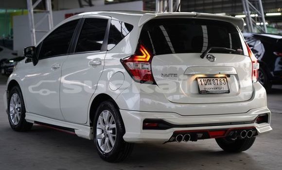 Buy Used Nissan Note White Car in Bangkok in Bangkok Buy Used Nissan Note White Car in Bangkok in Bangkok