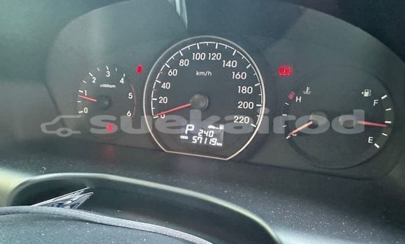 Buy Used Hyundai H1 White Car in Bangkok in Bangkok Buy Used Hyundai H1 White Car in Bangkok in Bangkok