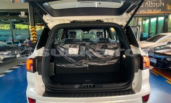 Buy Used Ford Everest White Car in Bangkok in Bangkok Buy Used Ford Everest White Car in Bangkok in Bangkok