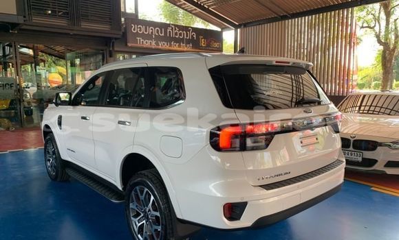 Buy Used Ford Everest White Car in Bangkok in Bangkok Buy Used Ford Everest White Car in Bangkok in Bangkok