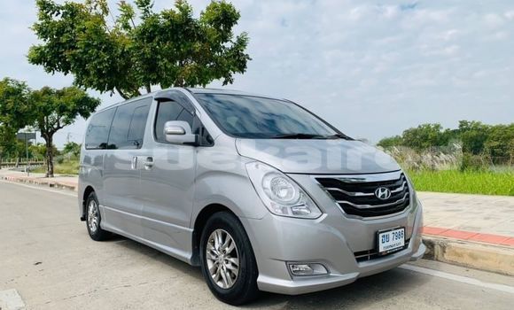 Buy Used Hyundai H1 Other Car in Bangkok in Bangkok Buy Used Hyundai H1 Other Car in Bangkok in Bangkok