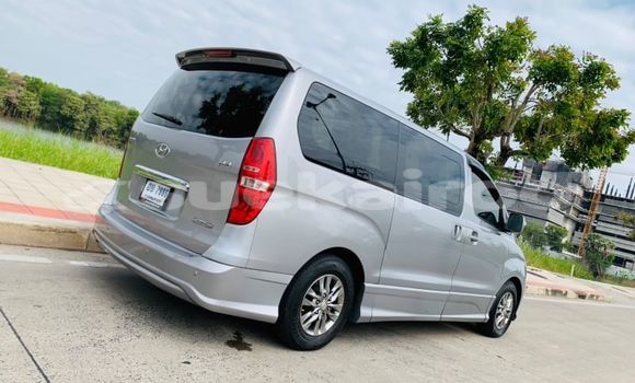 ซื้อ รถมือสอง Hyundai H1 อื่น ๆ รถยนต์ ใน %{เมือง} ใน กรุงเทพมหานคร ซื้อ รถมือสอง Hyundai H1 อื่น ๆ รถยนต์ ใน %{เมือง} ใน กรุงเทพมหานคร